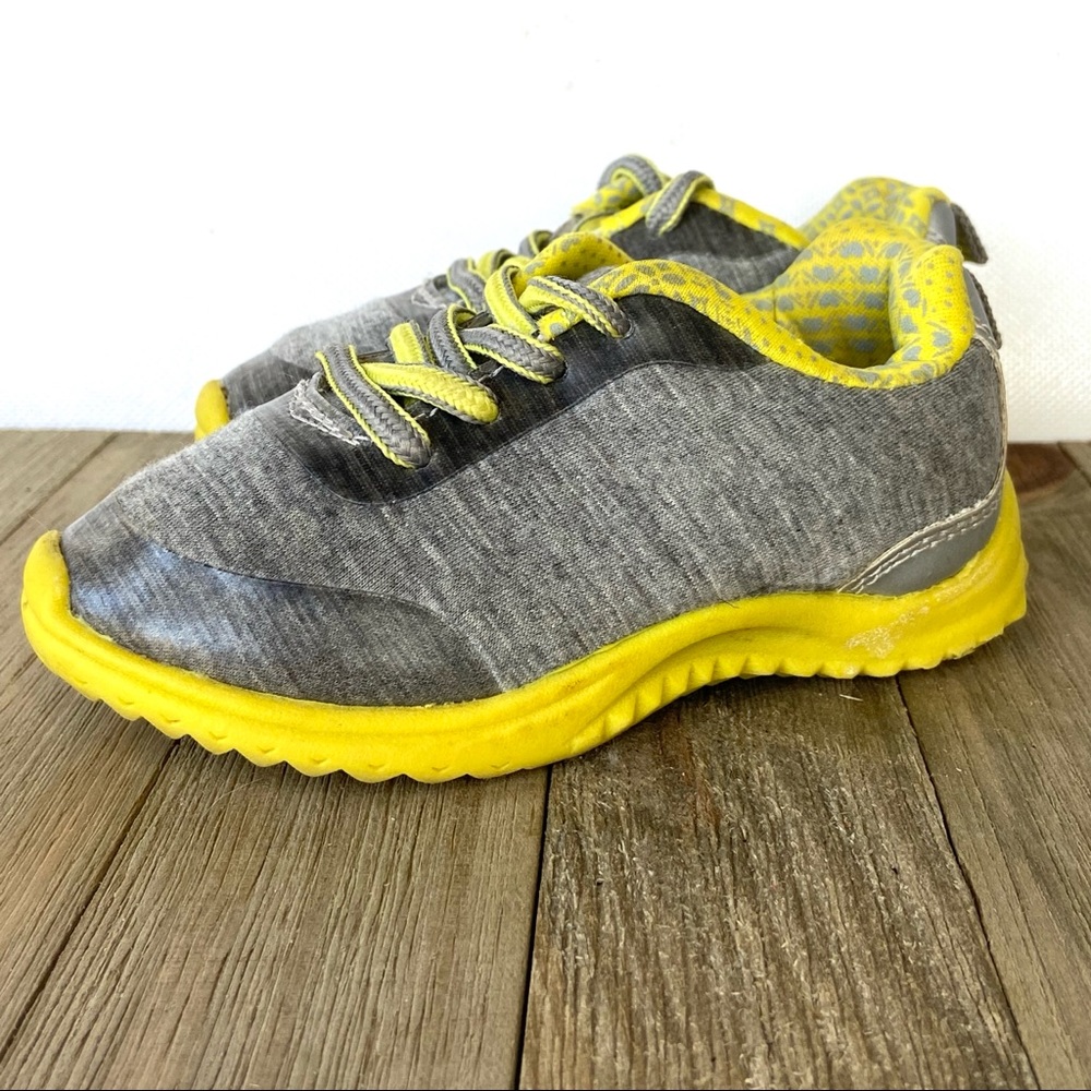 OshKosh Sneakers Gray and Yellow - Picture 3 of 6
